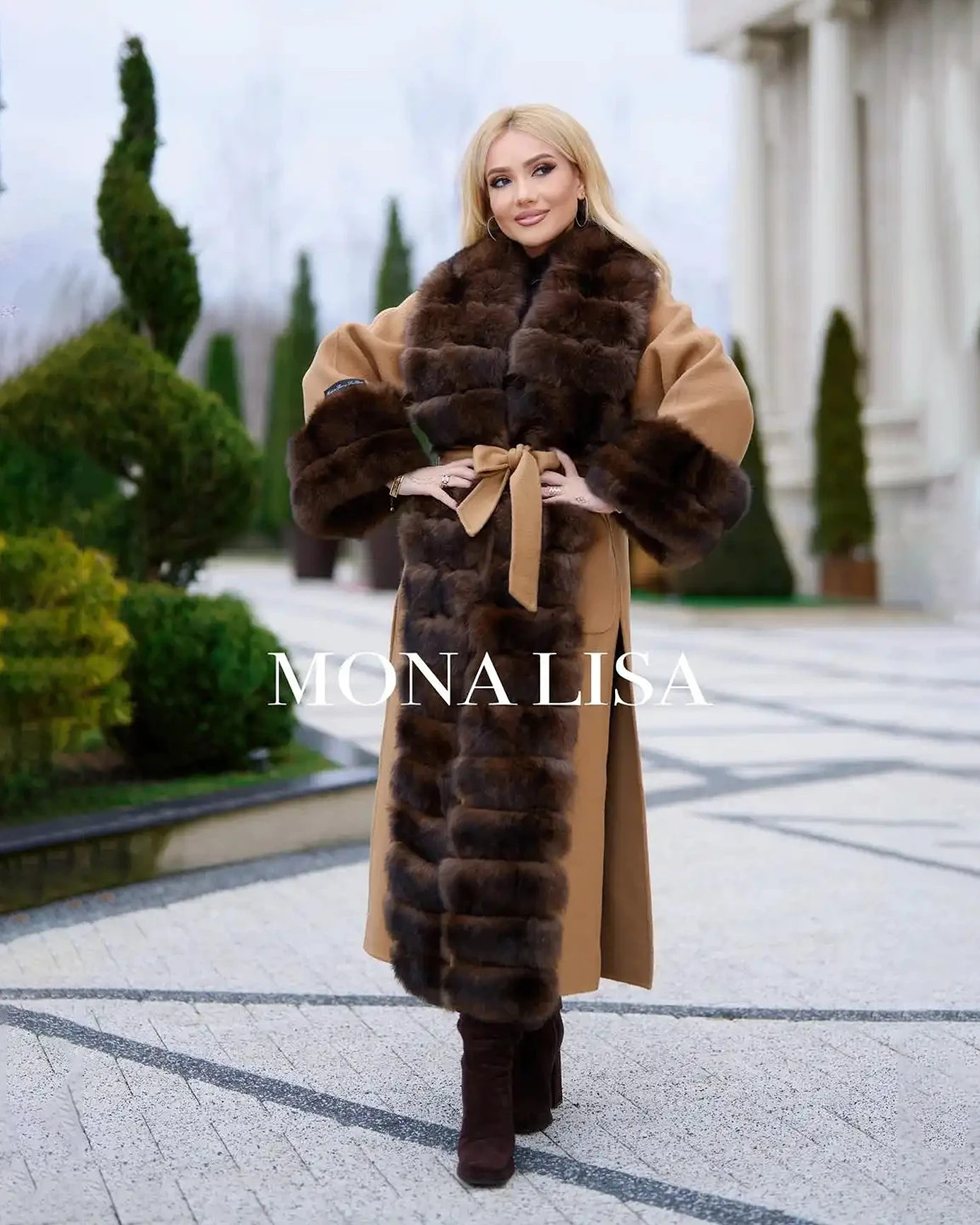 Palton Lung Loro Piano Lux Finschii Pisets Guler Lateral Mineci Beige