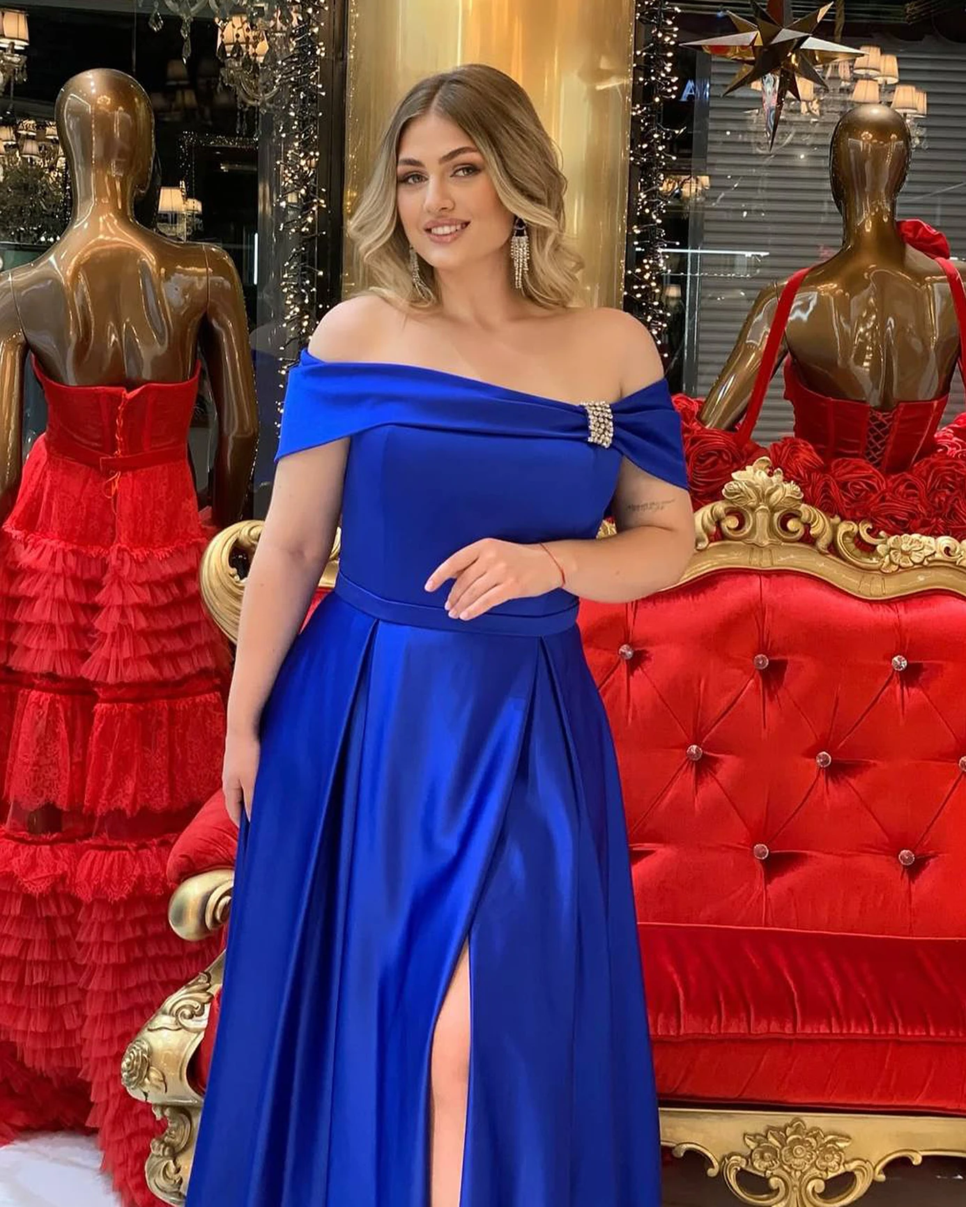 Rochie Lunga Atlas Bant Cupe Pietre